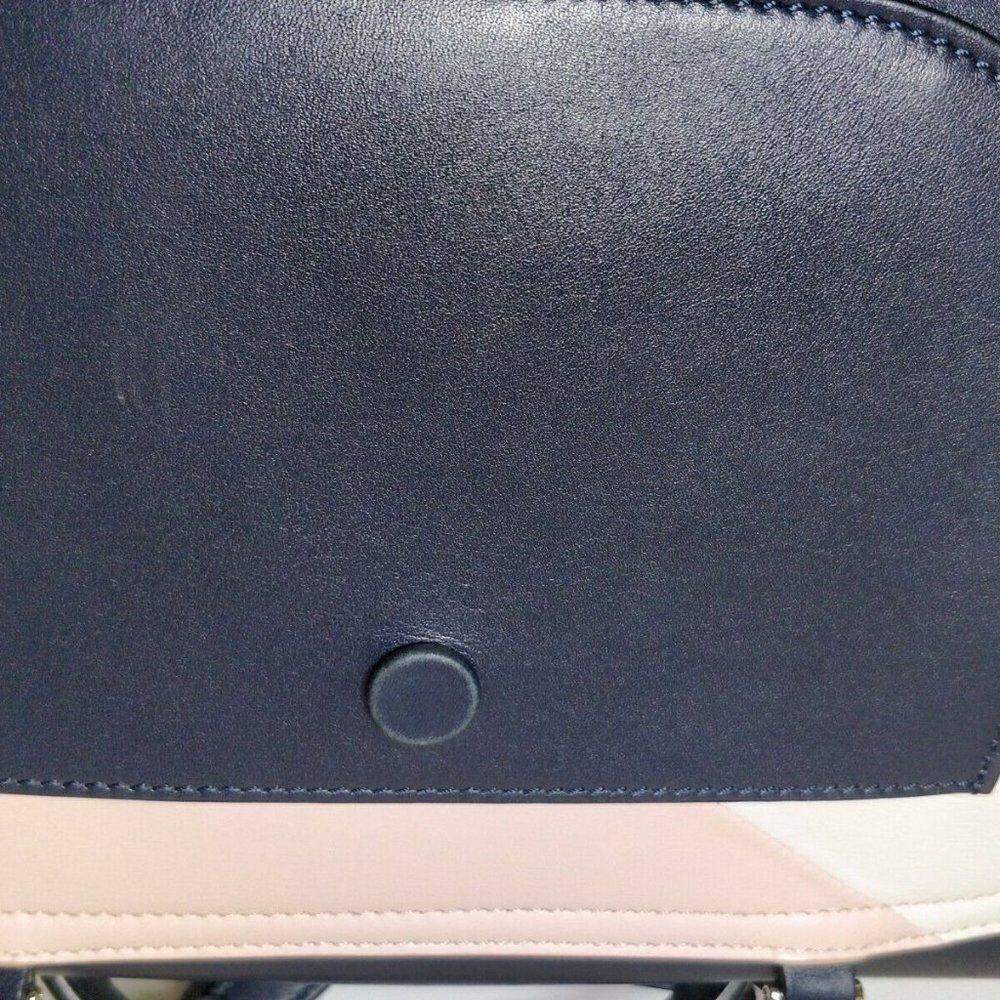 Tod's Micro Wave Colorblock Navy Pink Preowned - Picture 7 of 8